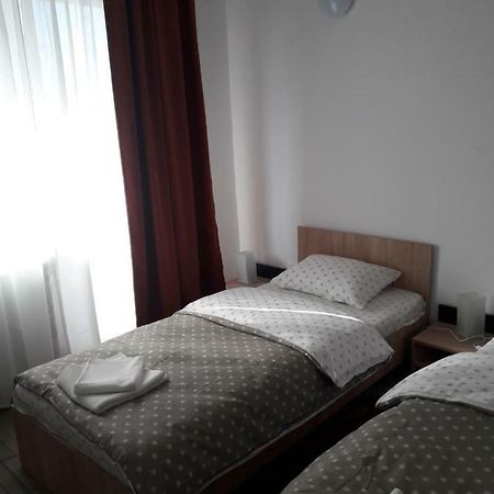 Appartement Cazare Neu-Arad Autostrada Extérieur photo