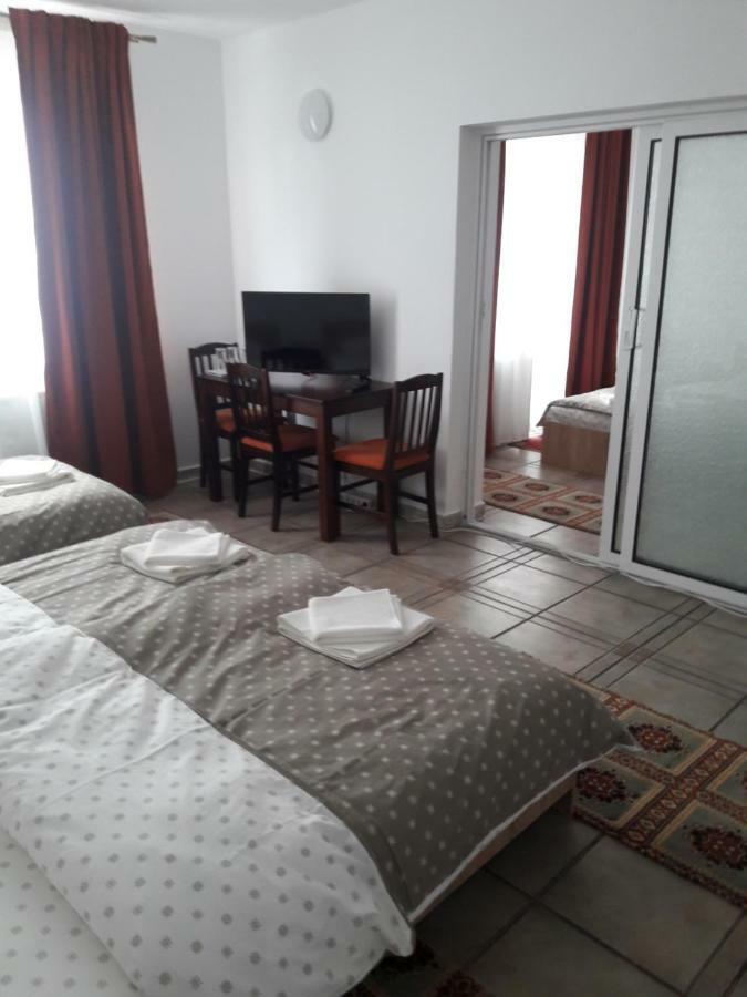 Appartement Cazare Neu-Arad Autostrada Extérieur photo