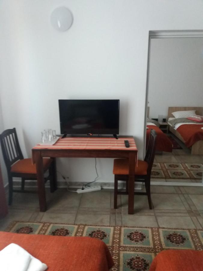 Appartement Cazare Neu-Arad Autostrada Extérieur photo